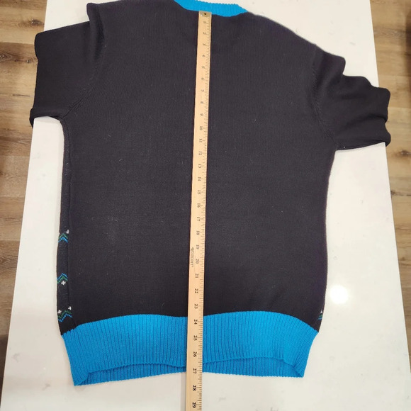 Marvel Captain America Ugly Christmas Sweater Medium Black Crewneck Vintage - Picture 10 of 11